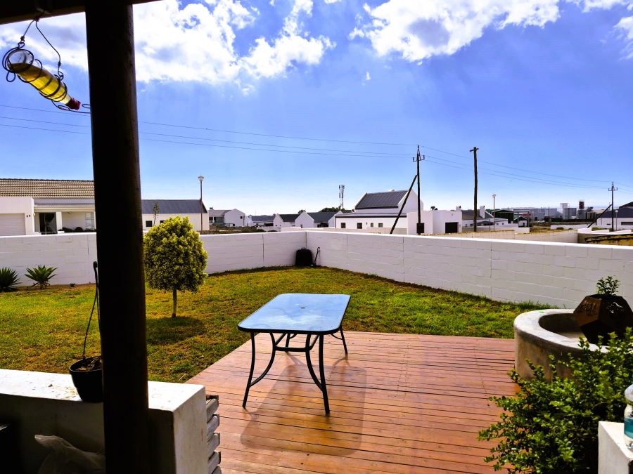 3 Bedroom Property for Sale in Harbour Lights Western Cape